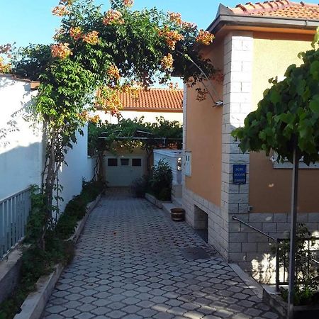 Apartment Dijana Orebić Eksteriør billede